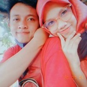 suci nur edrianita profile icon