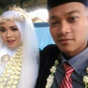 ISti Rahayu Nasa profile icon