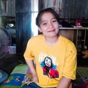 วัชรี แสงประสิทธิ์ profile icon