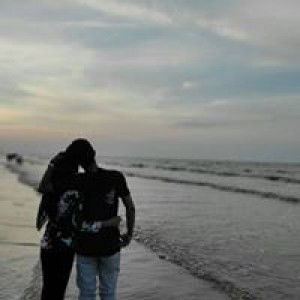 Tia Indah profile icon