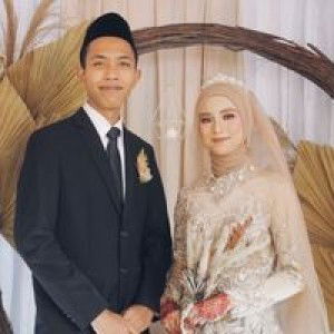 Rizki Rosmalia Dewi profile icon