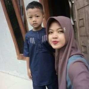 Silvia Meisa Rayni profile icon