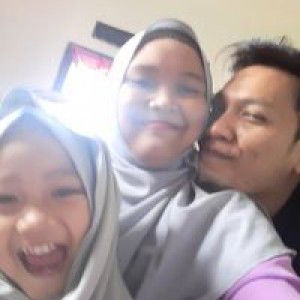 Winda Gunaone profile icon