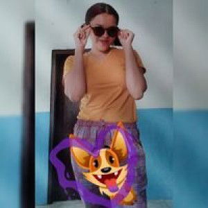 Moms La profile icon