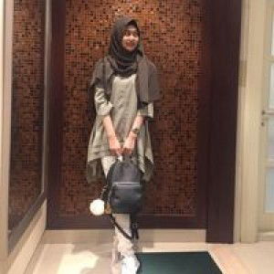 Riana Rahmania profile icon