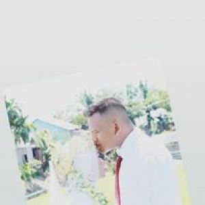 Ike widya astriati profile icon