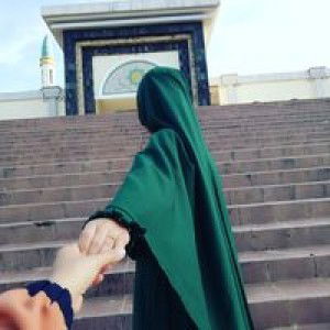 Resha Suganda profile icon