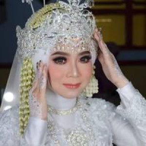 Asri Lestari profile icon