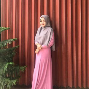 oktaviana Komariyah profile icon