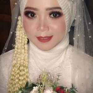 Devi Meina Sari profile icon