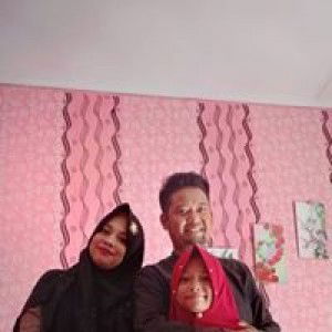 Nanik Suryani profile icon