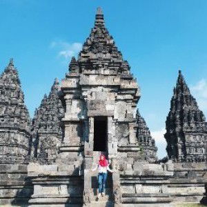 Indria Dwi profile icon