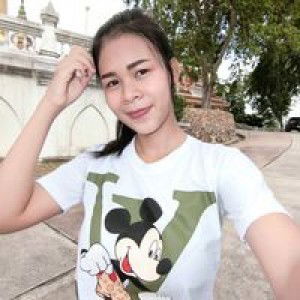 Jinnatchaya Kim profile icon