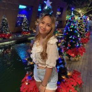 Fah Suwanna profile icon