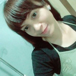 Elyda Tindaon profile icon