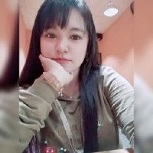 Reyhanna Giebrit profile icon