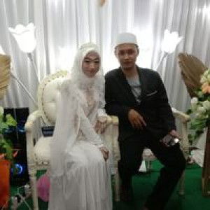 Indah Lestari profile icon