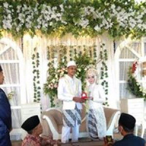 Siiti Kurnniasih profile icon