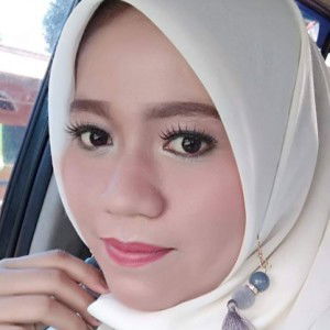 Refti Saftiani profile icon