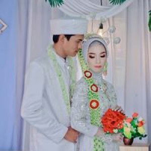 Nur Azizah Azzahro profile icon