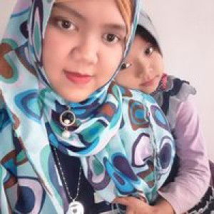 Maryam Ibunya Husna AmSy profile icon