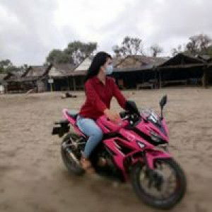 Dhea Anandha S profile icon
