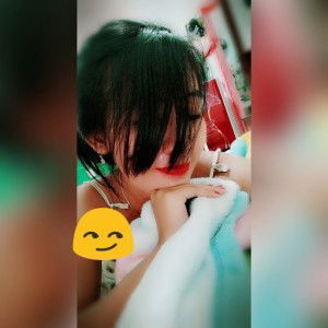 Astri Tri profile icon