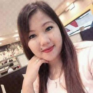 Aiza Loncero profile icon