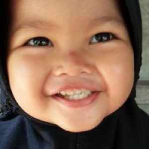 Ratna Amini profile icon