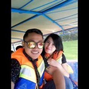 putu Yuni Santi Rahayu profile icon