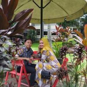 Rita Trisnaeni profile icon