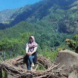 Puput Maella S profile icon