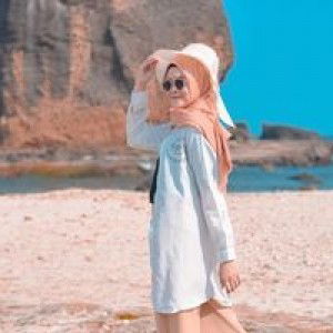 Intan Dwi Desanti profile icon