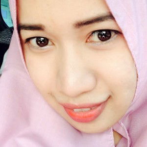 Yana Rheinata profile icon