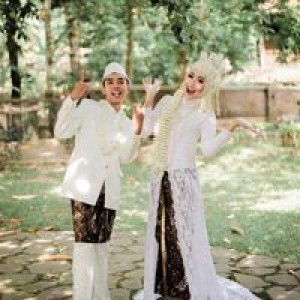 Ayu Sofarini Wibowo profile icon