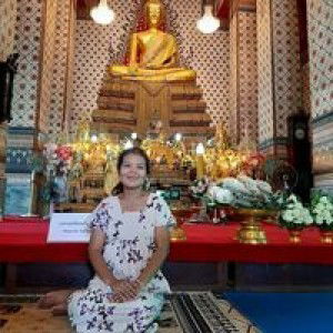 santanee Nakprot profile icon