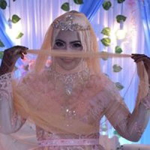 Soliach Marchellia Putriy LopheLophe profile icon