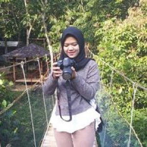 Sri Ratna Sari profile icon