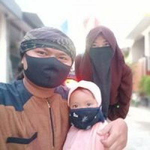 Husna Nadiyah profile icon