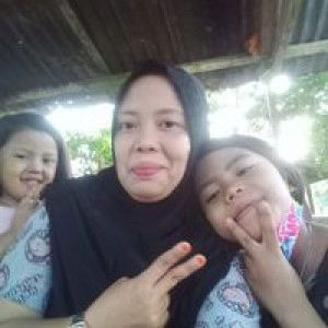 Henipuspitasari profile icon