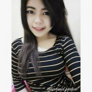 Silvia Junia Pratiwi profile icon