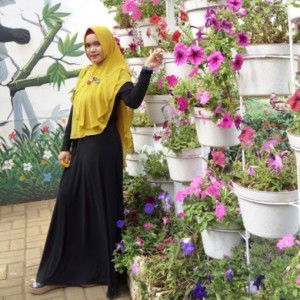 april kartika profile icon