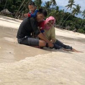 Puji Astuti profile icon