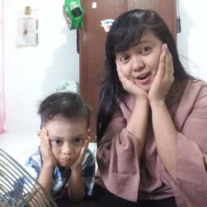 Ayu Oktafiani profile icon