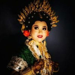 Niswary Henny profile icon