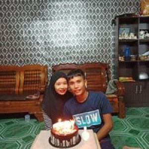 Siti nur anisha profile icon