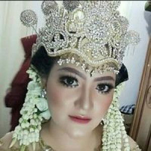 Alianita Kemala profile icon