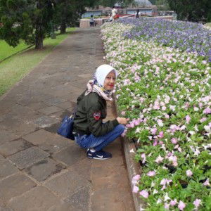 Novita Sari profile icon