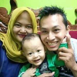 Fathimah Sit Down profile icon