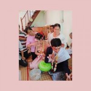 แก้มบุ๋ม ตาโต profile icon